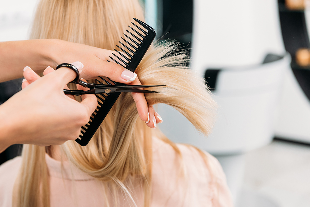 Coiffeuse-cheveux